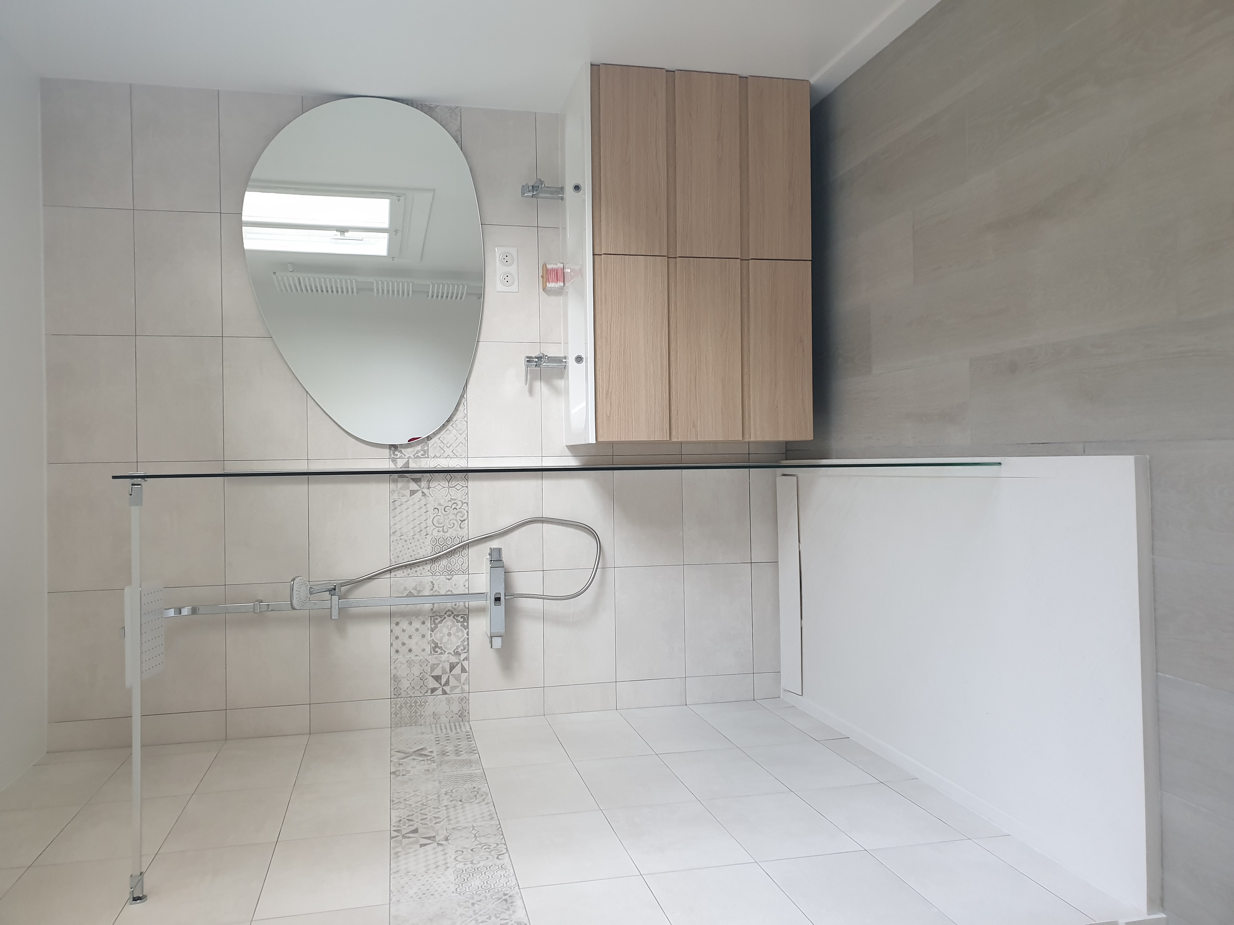 L'Étang-la-Ville — Salle de Bain Moderne — photo 5